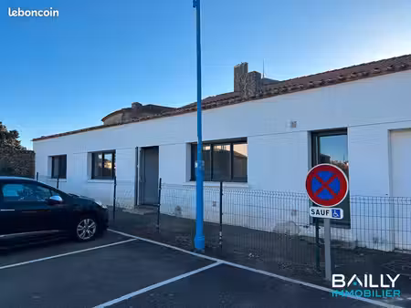 bureaux 86 m² vaire