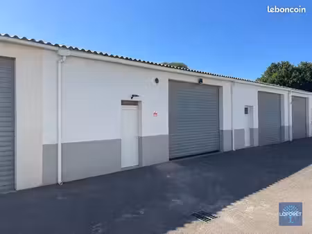 local autos 98 m²