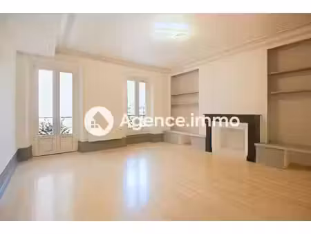 appartement t4 de caractère au coeur de thônes