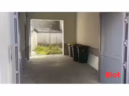 a vendre en exclusivité chez blot immobilier - garage fermé de 15m² - secteur strasbourg