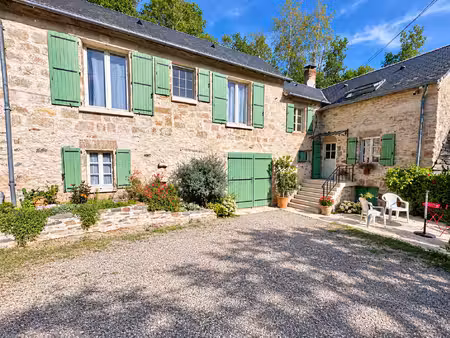 maison en pierre malemort