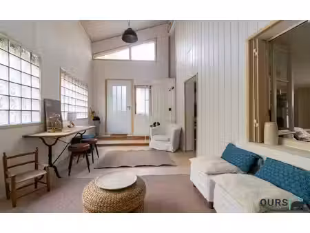 une jolie maison de ville avec jardin à 10 min du métro porte