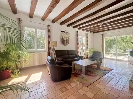 vente maison 138m²  4 chambres sur une terrain de près de 2400m²  en campagne de sceaux d'
