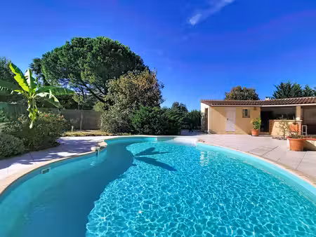 maison t4/5 avec piscine