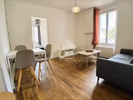 appart. t2 meuble a louer - blois - quartier albert 1er  proche commodités  refait a neuf