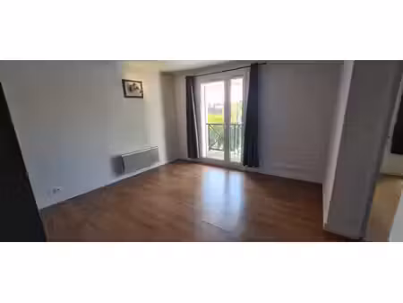 appartement à louer 865 eur par mois à magny-le-hongre