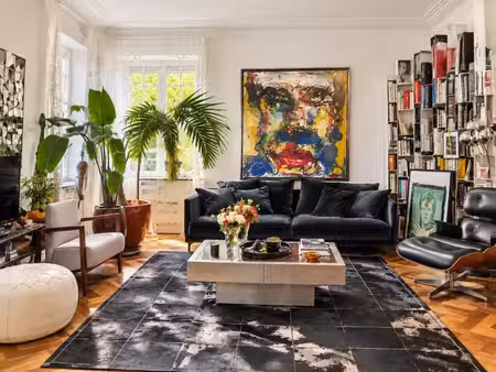 duplex de caractère avec jardin privatif