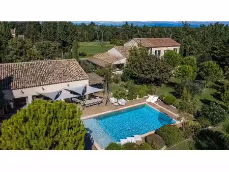 mas de charme avec oliveraies à vendre entre saint-rémy-de-provence et avignon