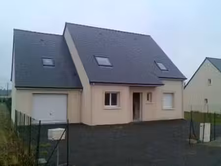 vente maison à maze (49630) : à vendre / 119m² maze