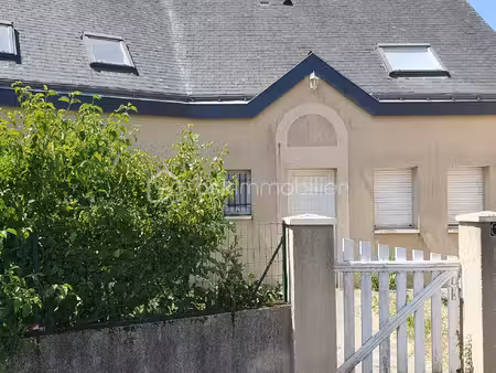 maison traditionnelle de 159 m² à murs-erigne