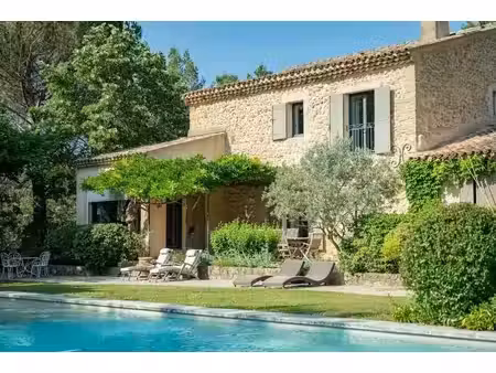 vente maison 10 pièces de 315m² - 13100 saint-marc-jaumegarde