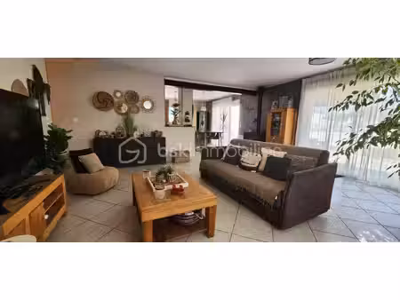 maison de 136 m² à saint-sulpice-de-royan