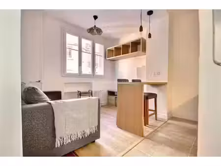 location appartement 2 pièces 28 m2 à asnières-sur-seine