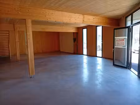 location commerce le teich 33470 172m²