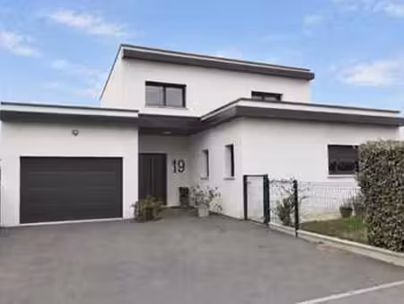 vente maison à ifs (14123) : à vendre / 170m² ifs