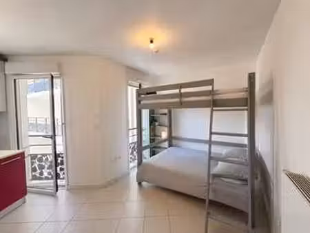 location appartement t1 aux sables-d'olonne (85100) : à louer t1 / 24m² les sables-d'olonn
