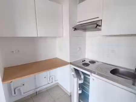 location appartement 2 pièces à nantes (44000) : à louer 2 pièces / 40m² nantes