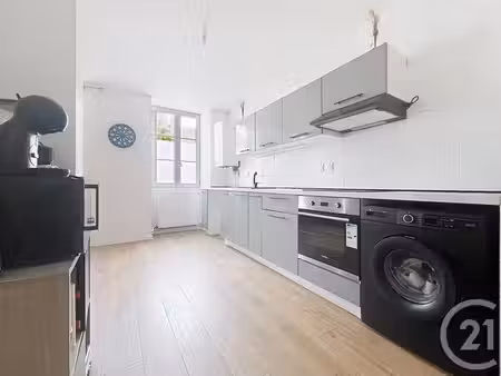 appartement f3 à louer - 3 pièces - 70 95 m2 - lure - 70 - franche-comte