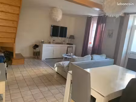 centre de ruaudin loue maison 3 chambres de 85 m²