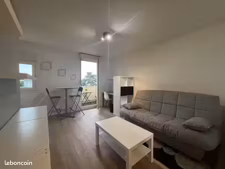 studio 1 pièce 23 m²