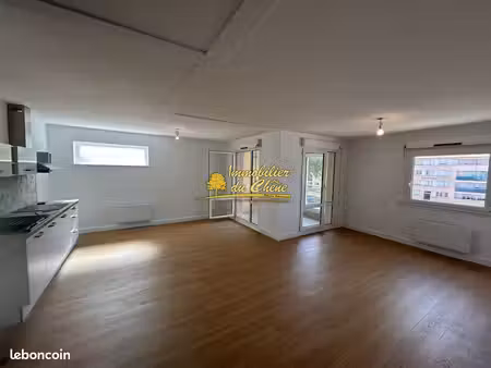 appartement 3 pièces 69 m²