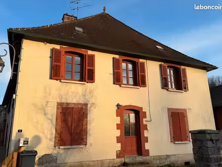 location maison de bourg