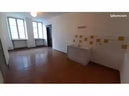 appartement 3 pièces 82 m²