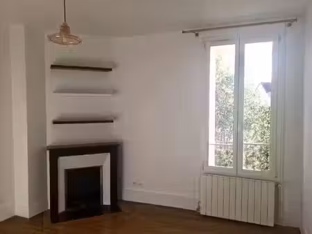 location appartement 2 pièces 35 m² à asnieres-sur-seine (92600)  895 €