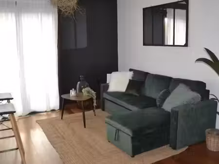 location meublée appartement 2 pièces 35 m² à nantes (44000)  804 €