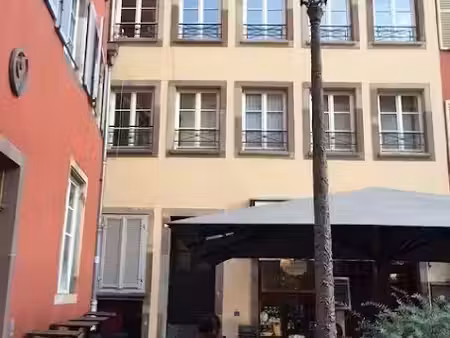 location meublée appartement 1 pièce 20 m² à strasbourg (67000)  570 €