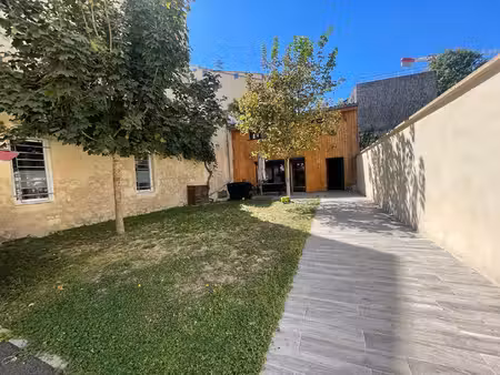 belle maison 124 m2 avec jardin terrasse stationnement coeur des chartrons