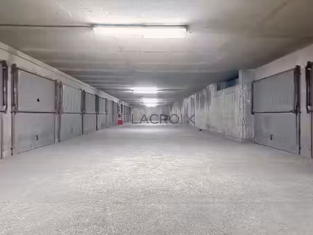 box au sous sol dans résidence sécurisée
