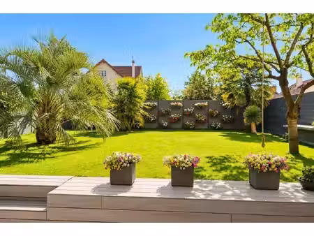 la varenne champignol – appartement d’exception avec jardin de 180 m²
