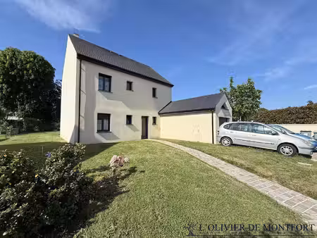 maison individuelle de 6 pièce(s) d'environ 160 m² au sol