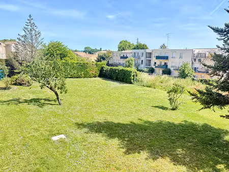 terrain constructible au coeur de castillon