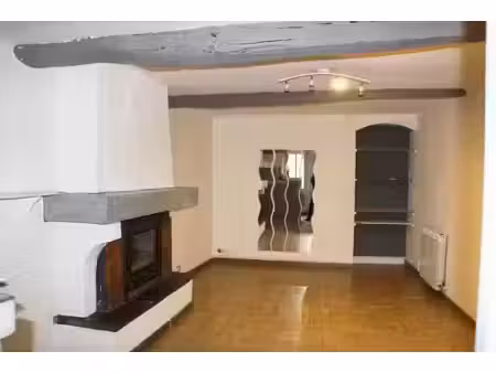 location appartement 4 pièces 73 m² à la roquebrussanne (83136)
