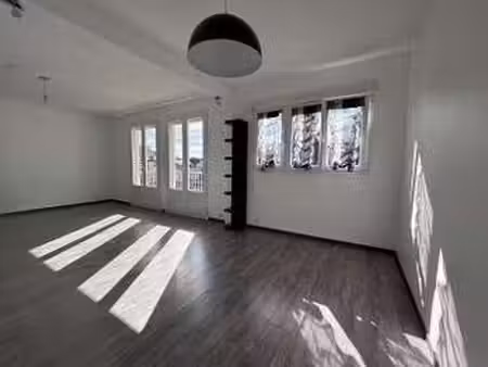 vente appartement 4 pièces à laval (53000) : à vendre 4 pièces / 74m² laval