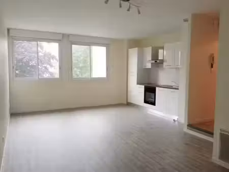 location appartement 3 pièces 61 m² à nantes (44300)
