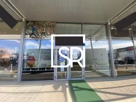 location commerce aubiere 63170 149m²