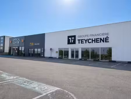 location commerce 579m²