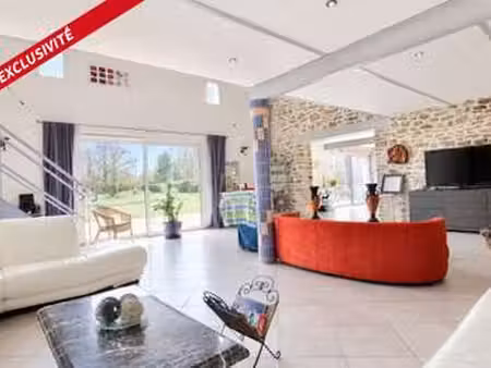 vente maison à jumelles (49160) : à vendre / 395m² jumelles