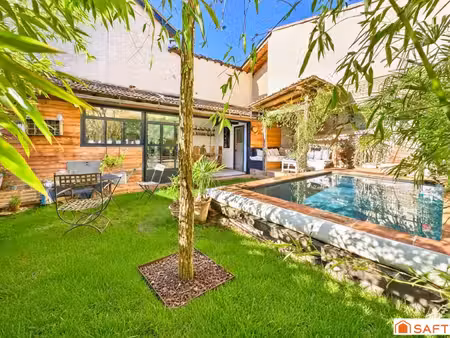 magnifique maison de ville t6 195m2 avec local professionnel  jardin et piscine!!!