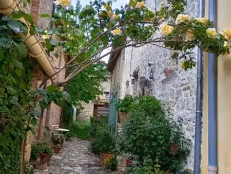 maison dans un hameau de caractère