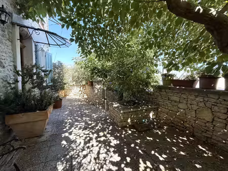 les cadeneaux - maison en pierre - lumiseuse - sans vis à vis - sud-est