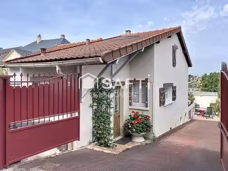 maison avec jardin  terrasse et grand garage