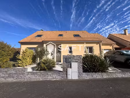 une maison familiale au coeur de mulsanne