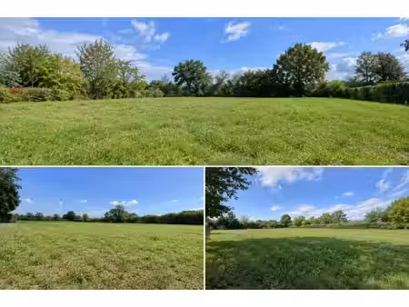 terrain constructible au calme  proche du bourg
