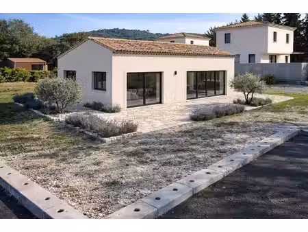 terrain à bâtir – pertuis – 400 m² – 165 000 €