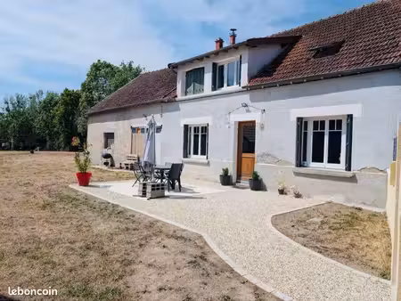 maison avec garage  grange et terrain attenant