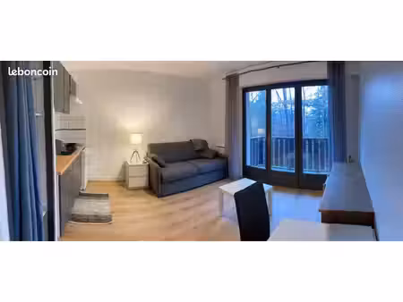 location studio meublé 21m2